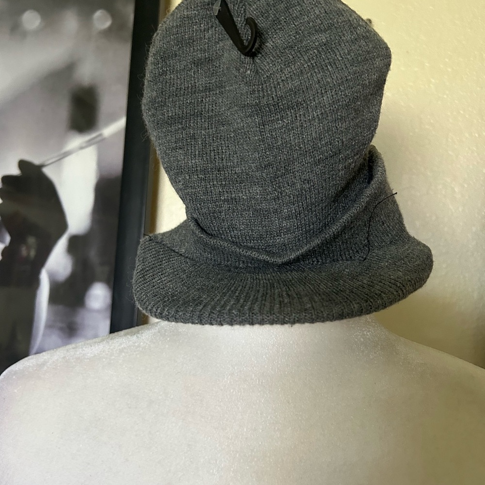 Gray Men's knit cap